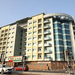 Wescott Plaza Llc Formerly West Zone Plaza Apts Дубай