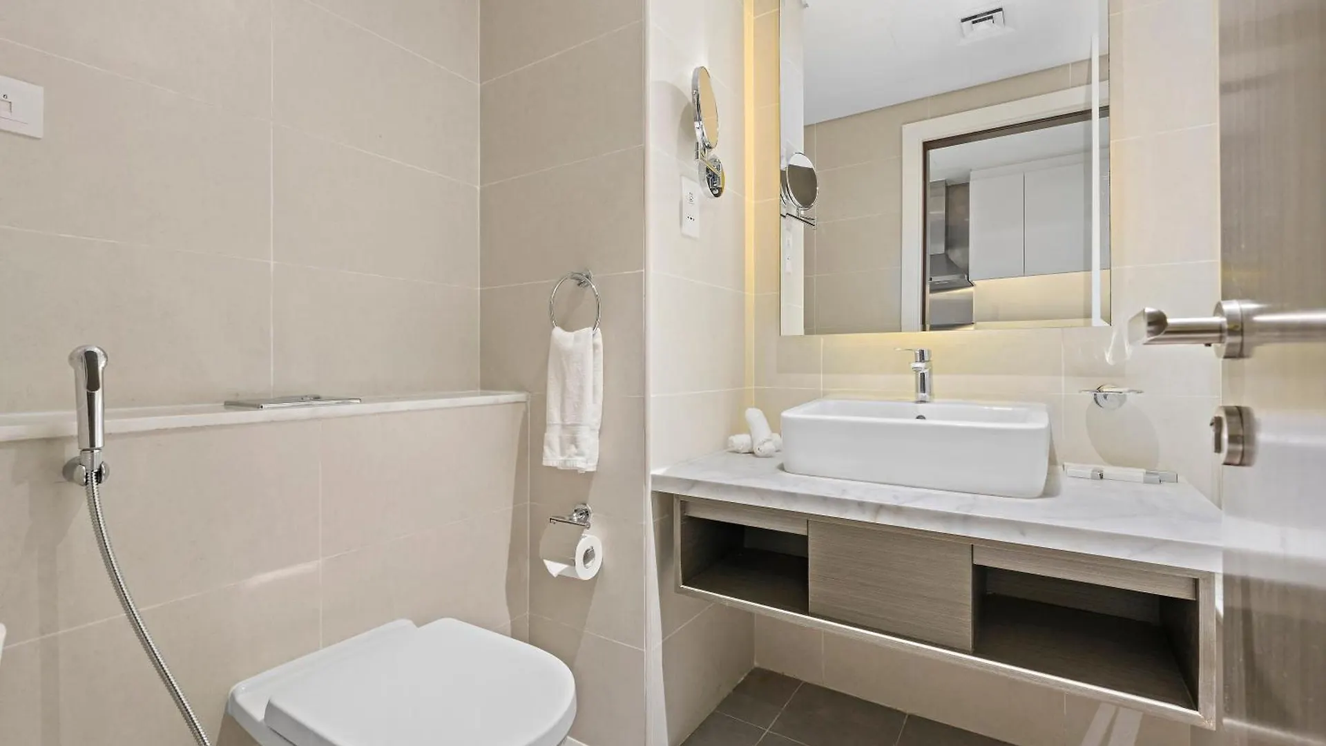 Aliving Luxury Studio At Damac Maison Prive 1007 Apartment Dubai